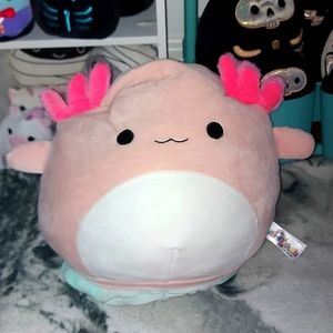 Archie the Axolotl Flipamallow/Squishmallow
